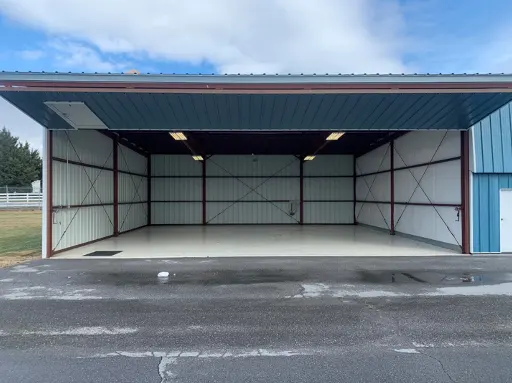 Photo of empty hangar space at HGR