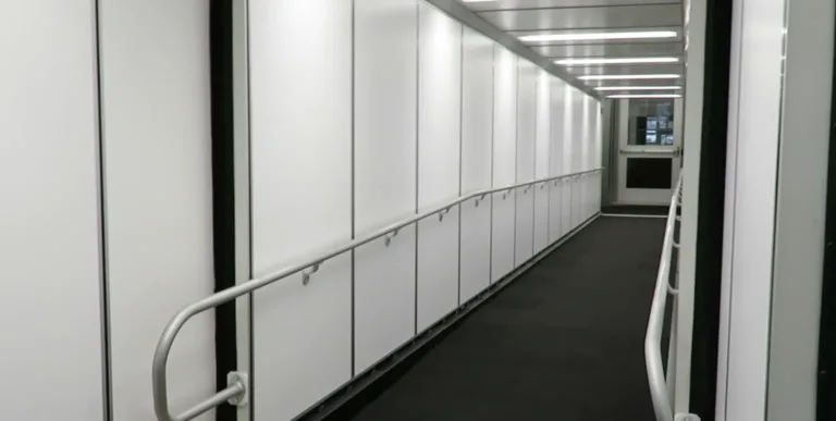 New covered plane boarding at HGR 2021